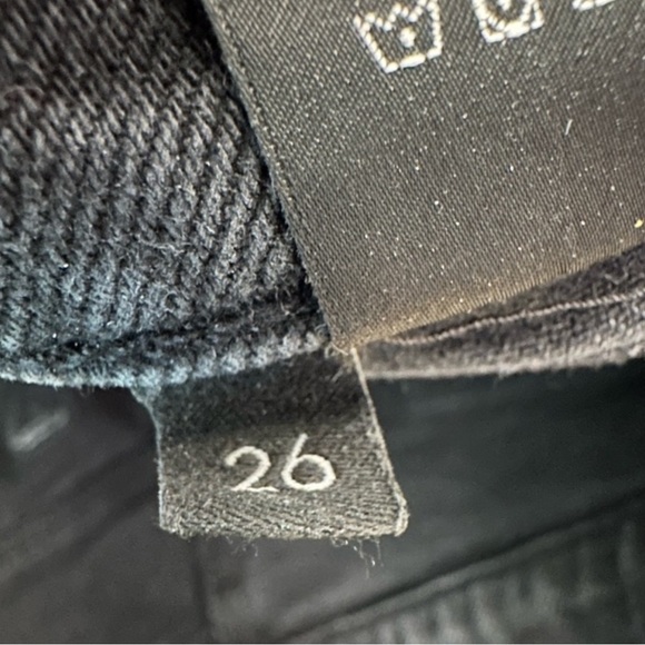 NWOT J Brand Mid Rise Straight Split Hem Jeans, Undercover Black. 27 - Picture 11 of 11